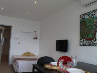 Studio moderne, 2 couchages, climatisé avec parking à Villeneuve Loubet Plage - FR-1-252A-19 - 6