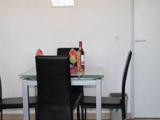 Studio Moderne avec Terrasse, Plage à 150m, Clim, Jardin et Tennis - FR-1-252A-5 - 6