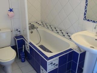 Appartement 2 étoiles avec piscine, balcon, 2 chambres, proche plage - Le Lavandou - FR-1-308-92 - Le Lavandou - 4