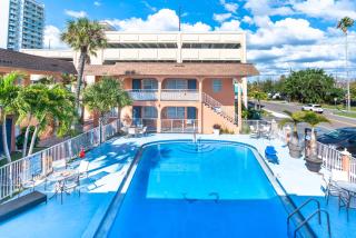 Echo Sails Motel - Clearwater Beach - 7