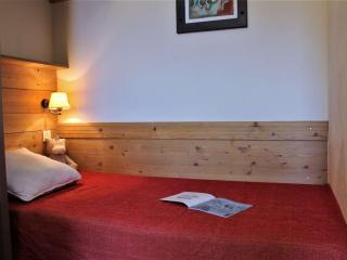 Appartement cosy 2 pièces avec balcon, piscine, sauna et accès direct aux pistes - 5 couchages, Risoul - FR-1-330-446 - 1