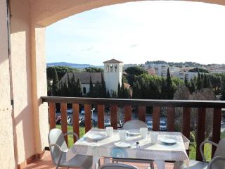 Studio-cabine lumineux avec terrasse, parking, proche plage - FR-1-100-119 - Cavalaire-sur-Mer - 0