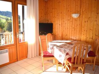 Appartement au Grand-Bornand, 4 couchages, centre station, balcon sud, proche pistes et commerces - FR-1-241-192 - Le Grand-Bornand - 8