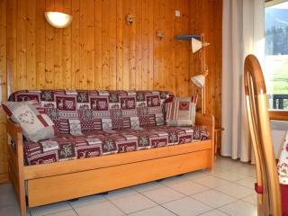 Appartement au Grand-Bornand, 4 couchages, centre station, balcon sud, proche pistes et commerces - FR-1-241-192 - Le Grand-Bornand - 2