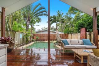 Espadrille Tres - Byron Bay - 1