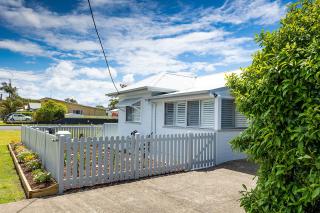Tuncurry Cottage - Tuncurry - 1