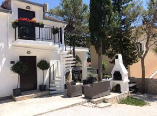 Apartment Dolce Vita - 40 m to the sea & Beach-sleeps 3 - Milna - 9