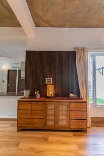 SaffronStays Polaris - 3BR pet-friendly Swedish-style mountain villa with nature trails, lawns & stargazing near Mussoorie - 4