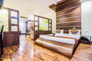 FabHotel Aaykay Model Town - 9