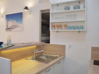 Appartement 2P cabine rénové, clim, wifi, terrasse, parking, proche plage - Sainte-Maxime - FR-1-226-304 - Sainte-Maxime - 3