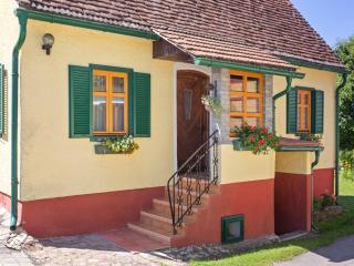 Holiday home in Gersdorf near a swimming lake - Gersdorf an der Feistritz - 2