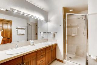 Downtown Breckenridge 2 Bedroom Condo - Steps To Lifts And Main Street - 1