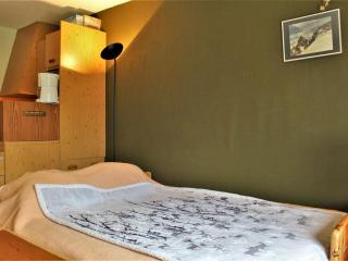 Studio 4 couchages à Risoul 1850 - pied de pistes, calme, balcon exposé Sud - FR-1-330-58 - Risoul - 6