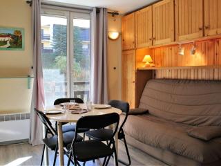 Studio Cabine 4 Pers, Pied de Piste, Centre Station - FR-1-330-86 - Risoul - 0