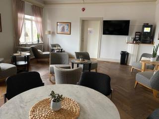 Adels Hotel - 7