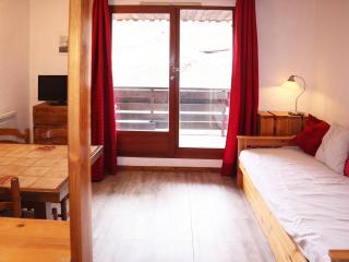 Studio confortable pour 4 pers, proche télésiège et commerces, balcon, calme, parking payant - FR-1-322-246 - Les Orres - 0