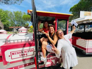 Camping Village Punta Navaccia - Tuoro sul Trasimeno - 2