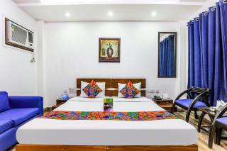 FabHotel The Residency DLF Galleria - Gurgaon - 4