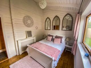 Beautiful 3-Bed Luxury Private Lodge in York - York - 1