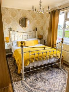 Immaculate 3-Bedroom Private Lodge near York - York - 2