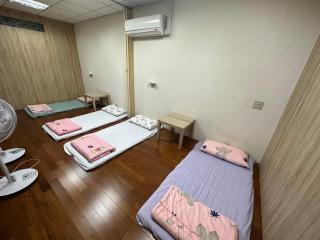 枋寮枋居背包客棧Fang Ju Backpackers - Fangliao - 1