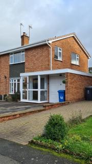 Woodstock by Spires Accommodation a uniquely retro 3 bedroom property - Codsall - 6