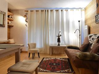 Studio cabine à Méribel, 4 personnes, terrasse sud, parking privé, casier à skis, lave-linge - FR-1-180-210 - 7