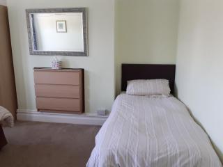 Brightwater family room for up to 3 people with shared facilities - Scarborough - 3