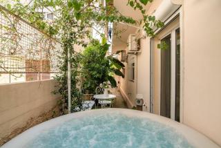 Amazing House with Jacuzzi and Huge PVT Garden - Atene - 6