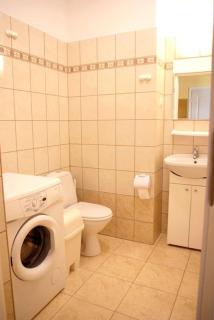 Przestronne studio na spokojnym osiedlu, Free parking space - Warsaw - 2