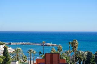Isla de Benalmádena 2, 80m from the sea, Amazing View,AC, BBQ,Private Parking - Benalmádena - 0
