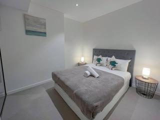 Amazing 2 Bedroom in CBD! - Brisbane - 2