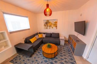 Casa Verde Hotel - Steps to the Beach, Pool, Restaurant & Bar - Rincón - 4