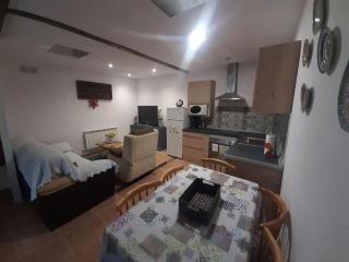 "Descanso en Babia " VUT-LE-483 - Torrebarrio - 1