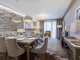 Appartement moderne à Courchevel Village, près des commerces et pistes, parking et salle de fitness inclus - FR-1-562-38 - Courchevel - 0