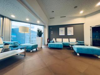 Aircraft Hotel & Events - Neuhausen ob Eck - 3