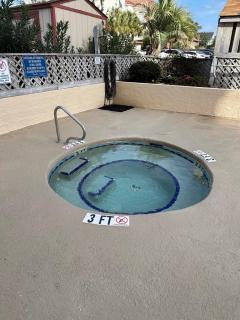 Ocean Villas Beach Resort - Myrtle Beach - 9