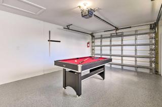 Englewood Escape w/ Screened-In Pool & Grill! - 2