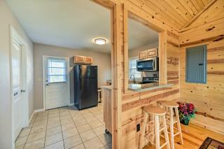 Breathtaking Elkin Getaway with Vineyard Views! - Elkin - 1
