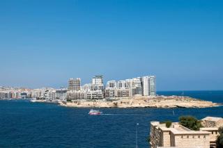 VALLETTASTAY - HARBOR VIEW GEM -SEA VIEW 2 BED APT - La Valletta - 6