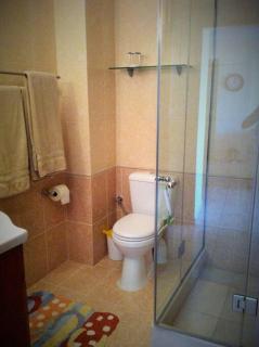 Beachfront Villa in Komi - entire home - $325 - Kómi - 9