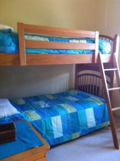 Beachfront Villa in Komi - entire home - $325 - 3