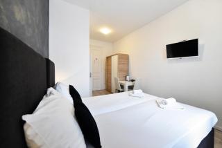 Virtus Apartments and Rooms with Free Private Parking - Zagreb - 5