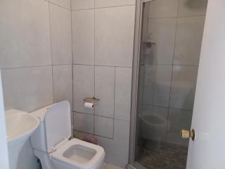 Brookes Hill suites no 18 - Port Elizabeth - 3