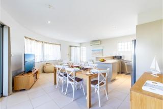 Bay Break, 1 25 Voyager Cl - 50 metres to the waters edge, lift and air conditioning - Nelson Bay - 3