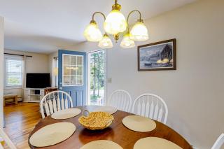 Barrett's Watch Main House - 5