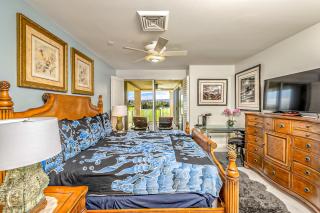 Tropical Elegance Golf Course Penthouse - 9