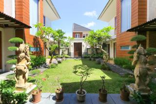 Royal Majesty Villas Jimbaran - Jimbaran - 1