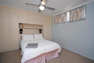 Beachfront Cottage on the Park - Jurien Bay - 5