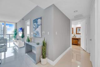 Modern 1 Bed ICON Brickell with Amazing Views - 1